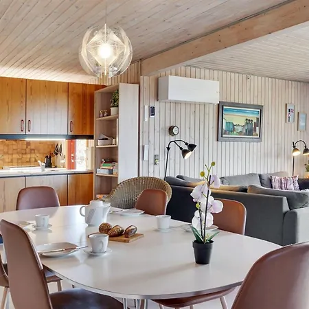 Ferienhaus Eljene - 750m From The Sea By Interhome